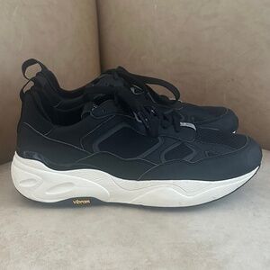 CLAE Men's Salazar Vibram Running Sneakers Black Size 8 Performance Durable